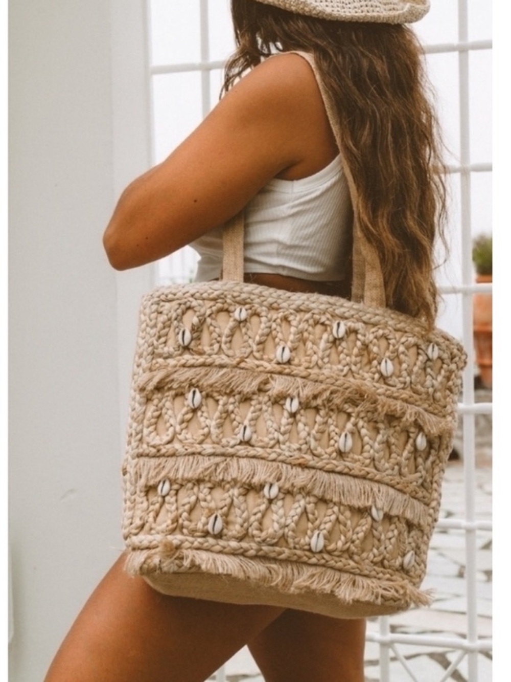 NWT- Salt + Umber Jute Seashell  Woven Tote